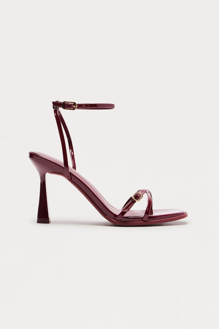 Roma Buckle Heels - Burgundy