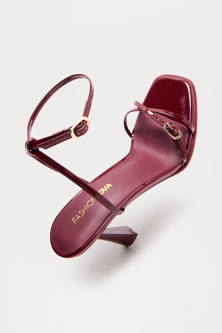 Roma Buckle Heels - Burgundy