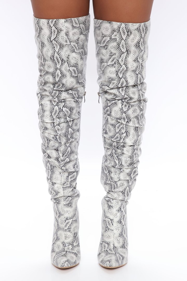 Not Playing Around Heeled Boots - Black/White