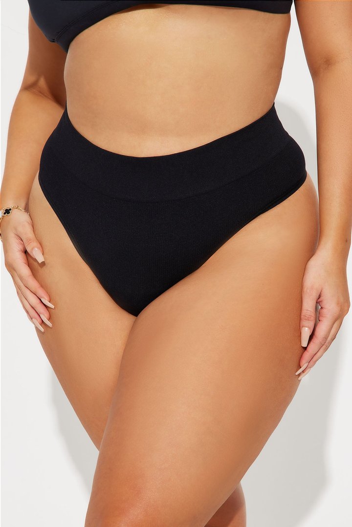 Me And You Seamless Ribbed Thong Panty - Black