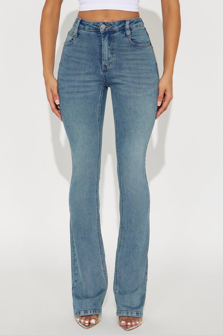 Maddy Mid Rise Sculpt Bootcut Jeans - Vintage Wash