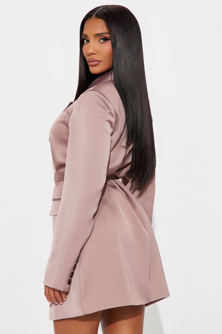 Run The Room Satin Blazer Mini Dress - Mauve
