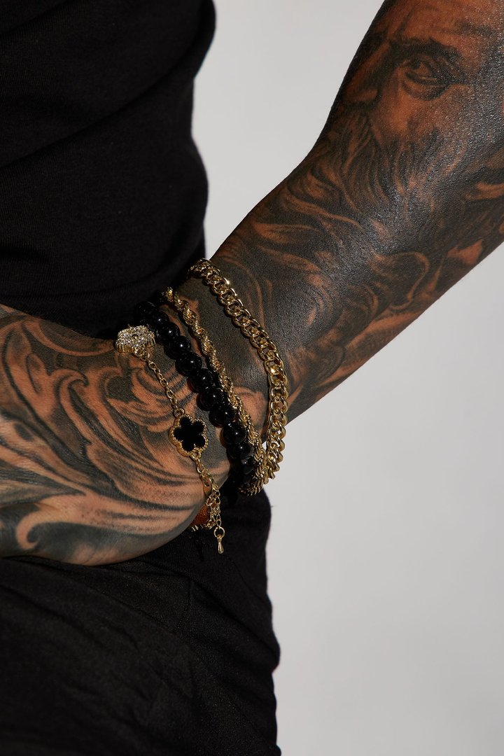 Iced Clover Bracelet Set - Gold