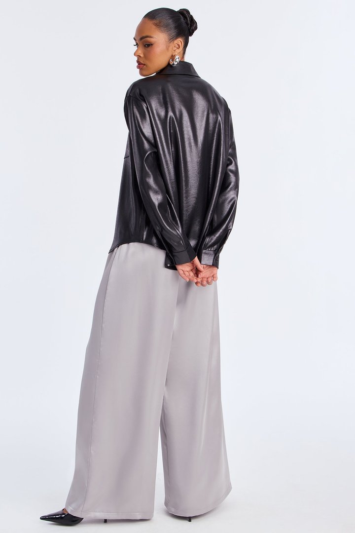 Day Dreams Textured Satin Shirt - Black