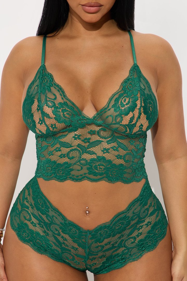 Eye On You 2 Piece Lace Boyshort Set - Military Green