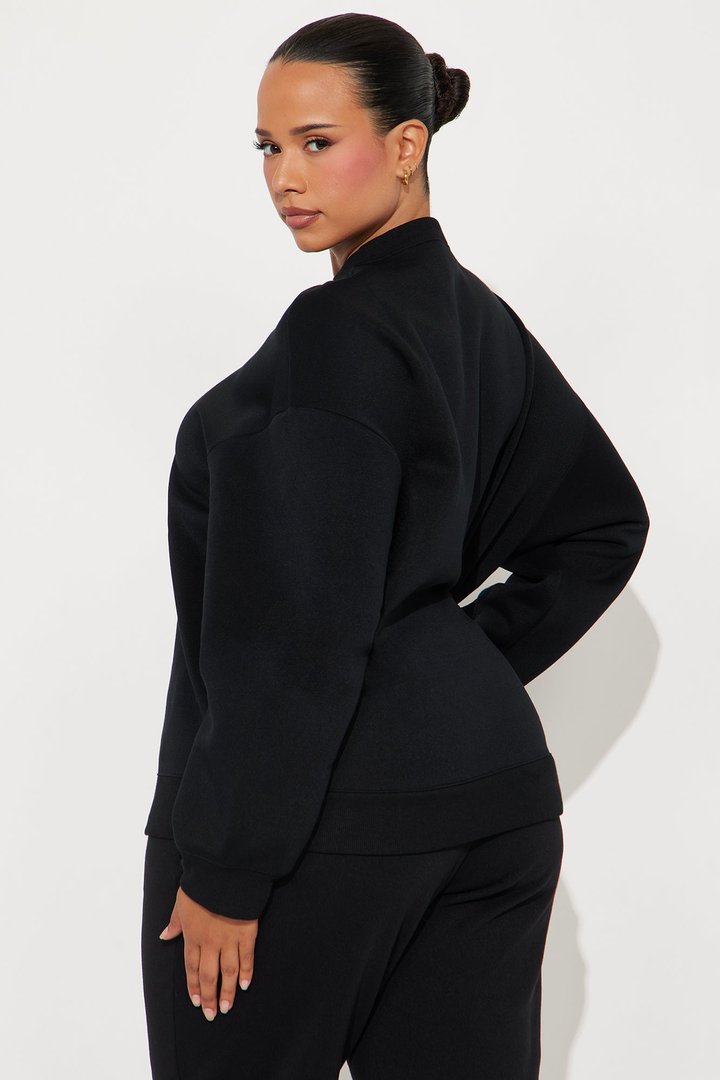 Candice Oversized Crewneck Sweatshirt - Black