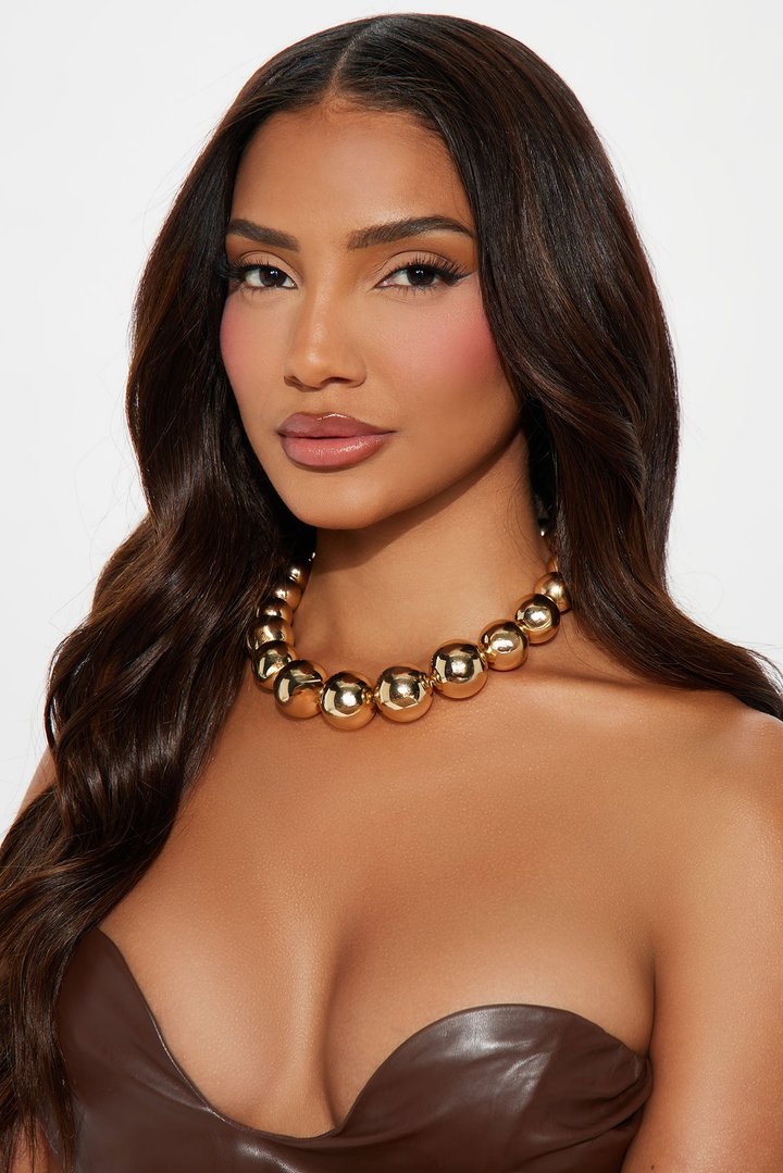 Luxurious Lifestyle Necklace - Gold