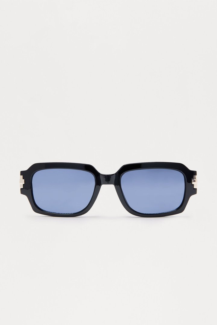 On Task Square Frame Colored Lens Sunglasses - Black
