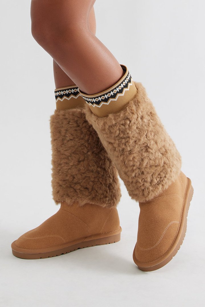 Grizzly Faux Fur Boots - Taupe
