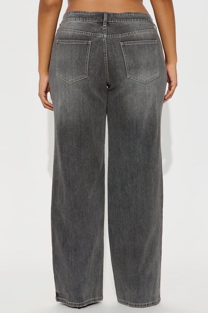 Greyson Low Rise Straight Leg Jeans - Grey
