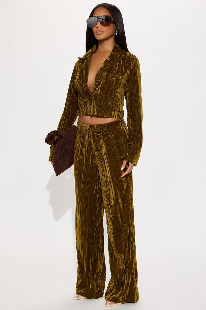 Keep You Wondering Cropped Velvet Blazer - Olive