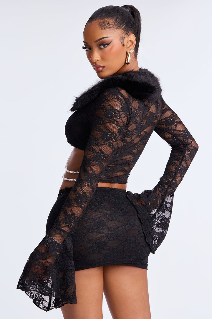 Midnight Hunt Lace Fur Trim Skirt Set - Black