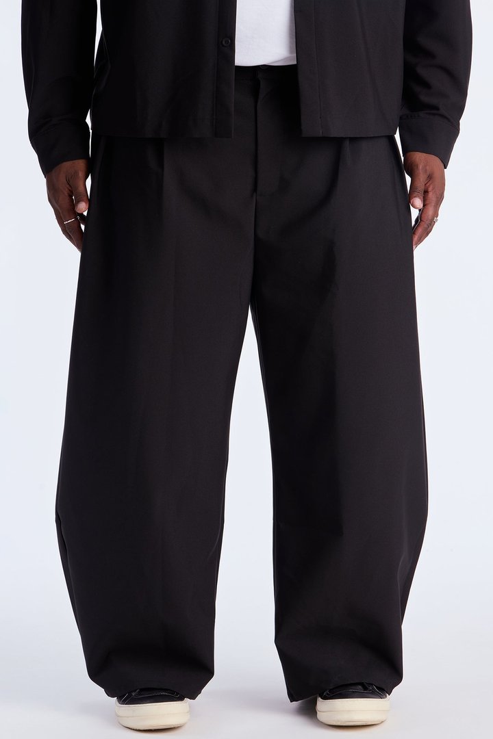 Barrel Bold Flow Trousers - Black