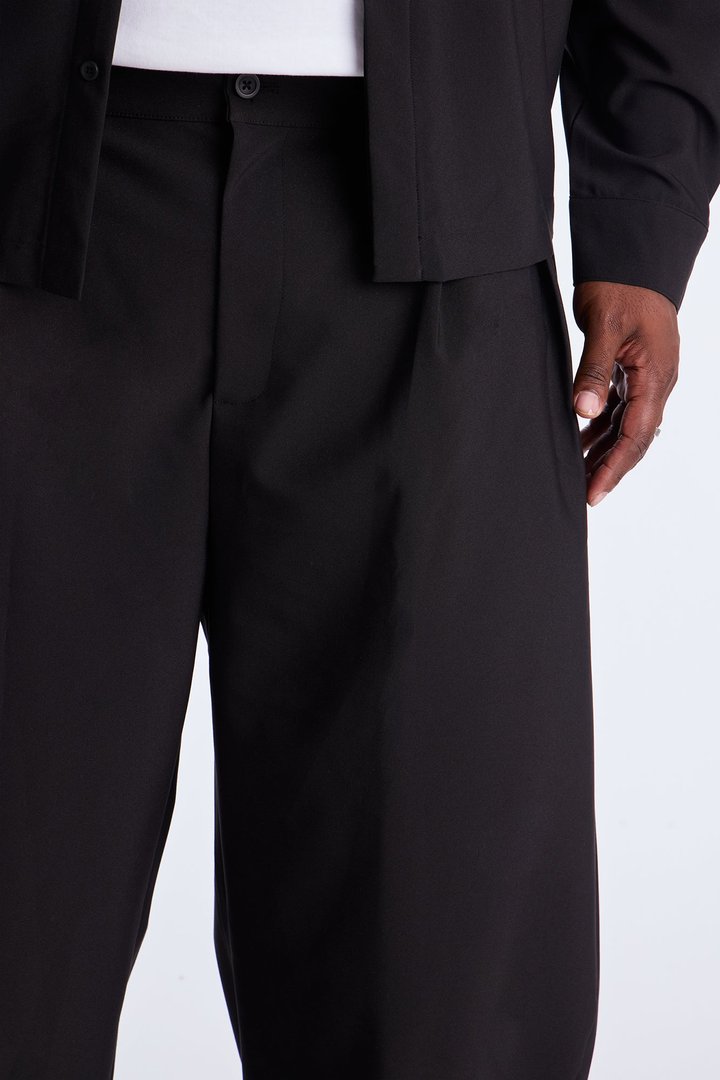 Barrel Bold Flow Trousers - Black