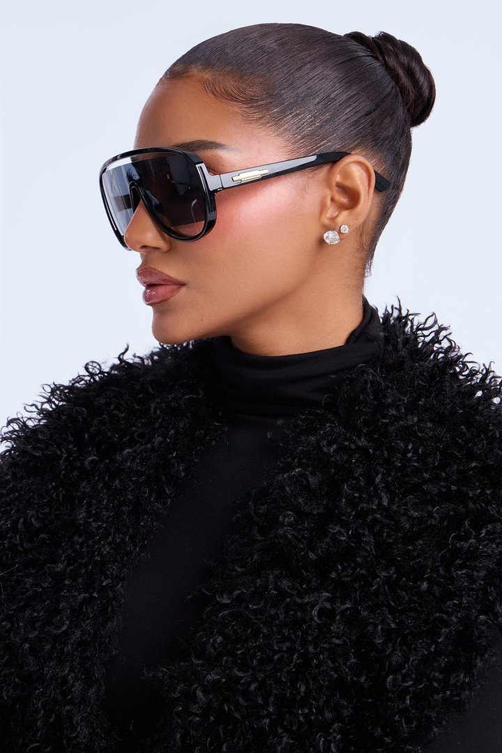 Keep Them Off Aviator Sunglasses - Black