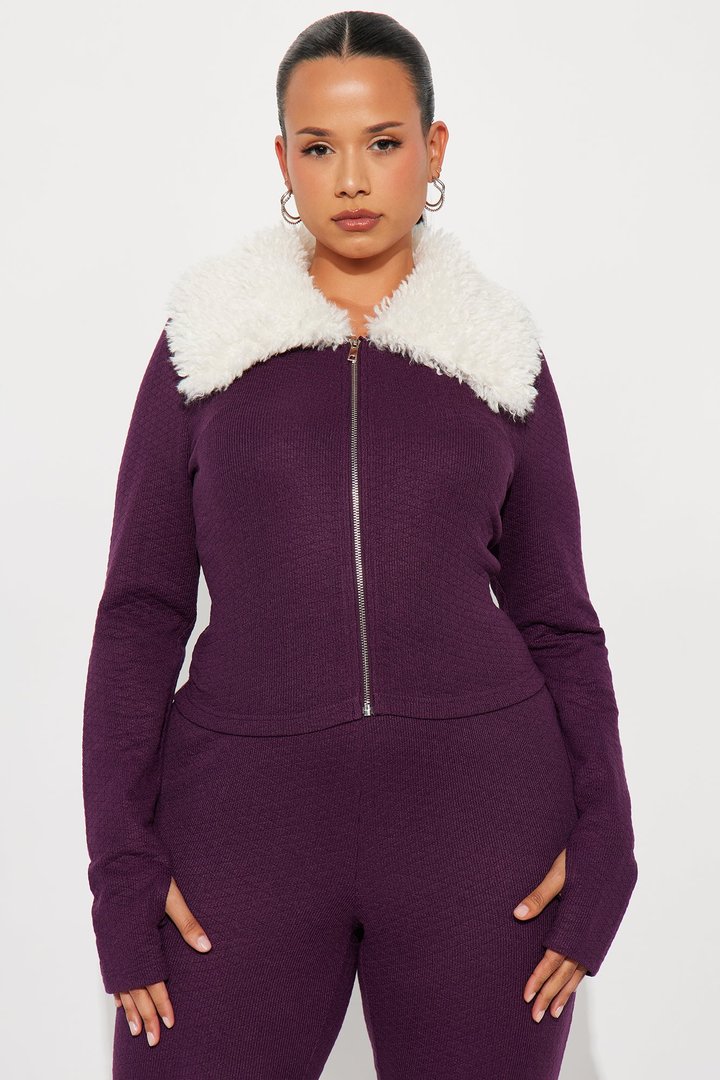 Daphne Faux Fur Trim Pant Set - Plum