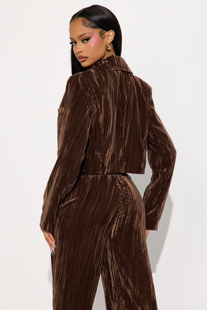 Keep You Wondering Cropped Velvet Blazer - Brown