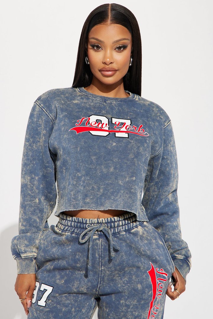 New York Athletic Washed Sweatshirt - Navy/combo
