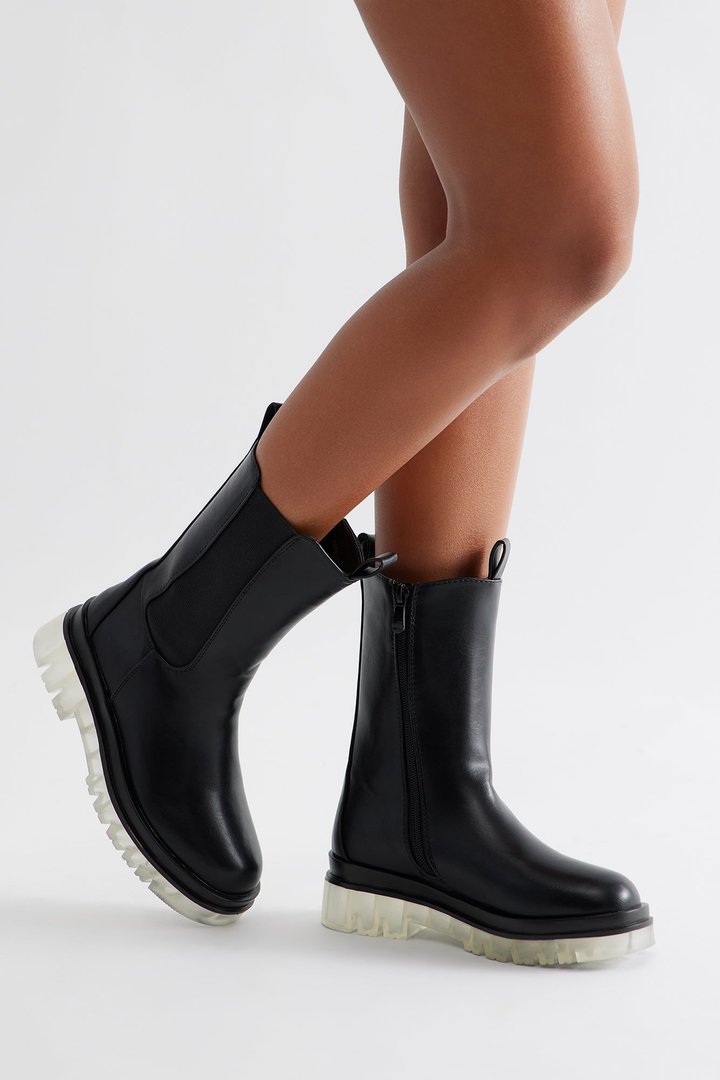 Do Better Flat Booties - Black
