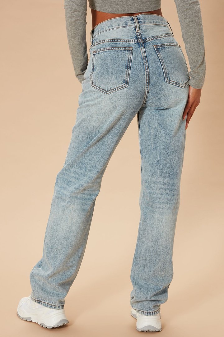 Crossover Straight Leg Jeans - Light Blue Wash