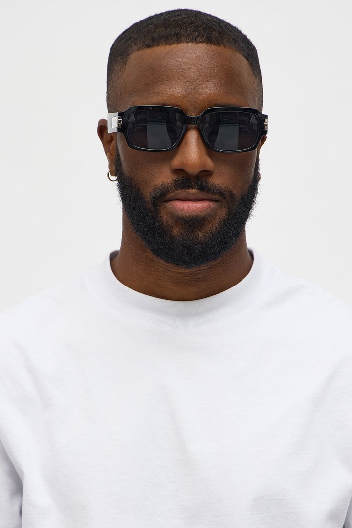 On Task Square Frame Colored Lens Sunglasses - Black