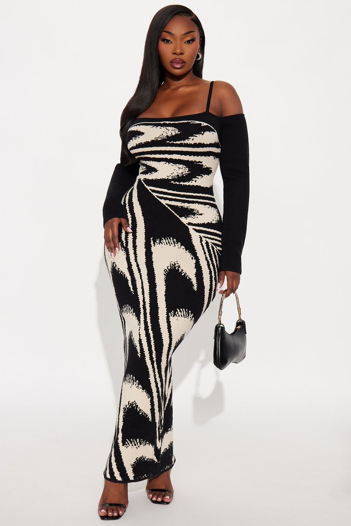 Talking Sweet Sweater Maxi Dress - Black/combo