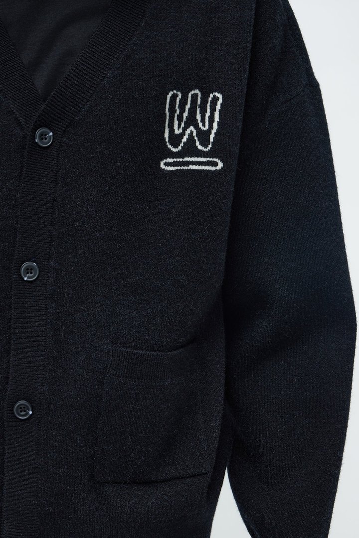 Cropped Clover Academic Sweater Cardigan - Black