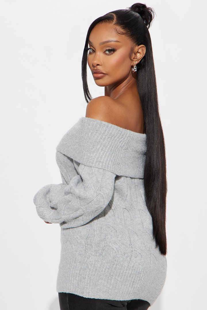 Mila Off Shoulder Sweater - Grey