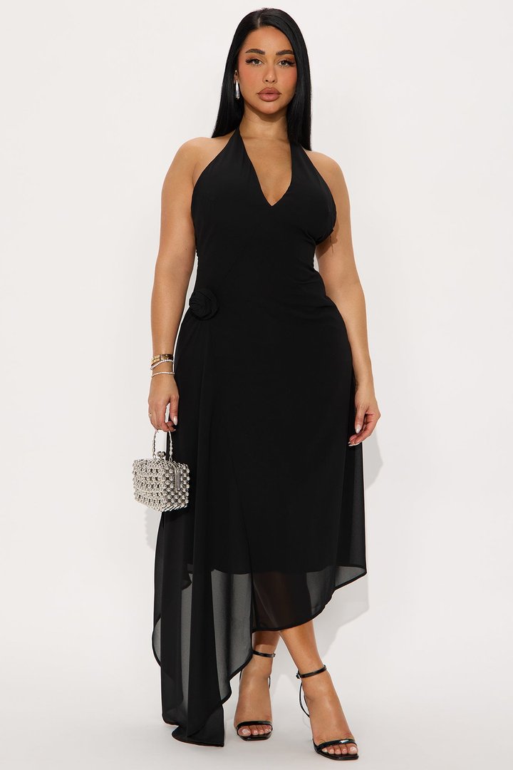 Staying Close Halter Maxi Dress - Black