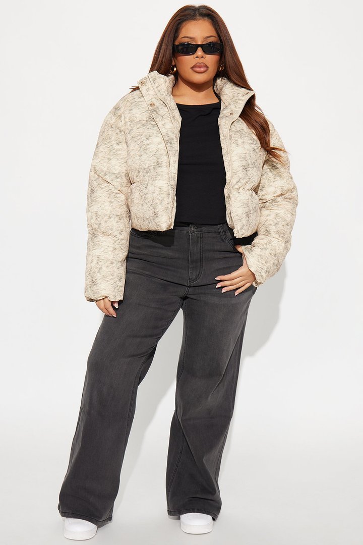 Stepping Out Washed Puffer Jacket - Beige/Brown