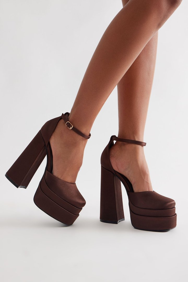 On My Best Behavior Extreme Platform Heels - Chocolate
