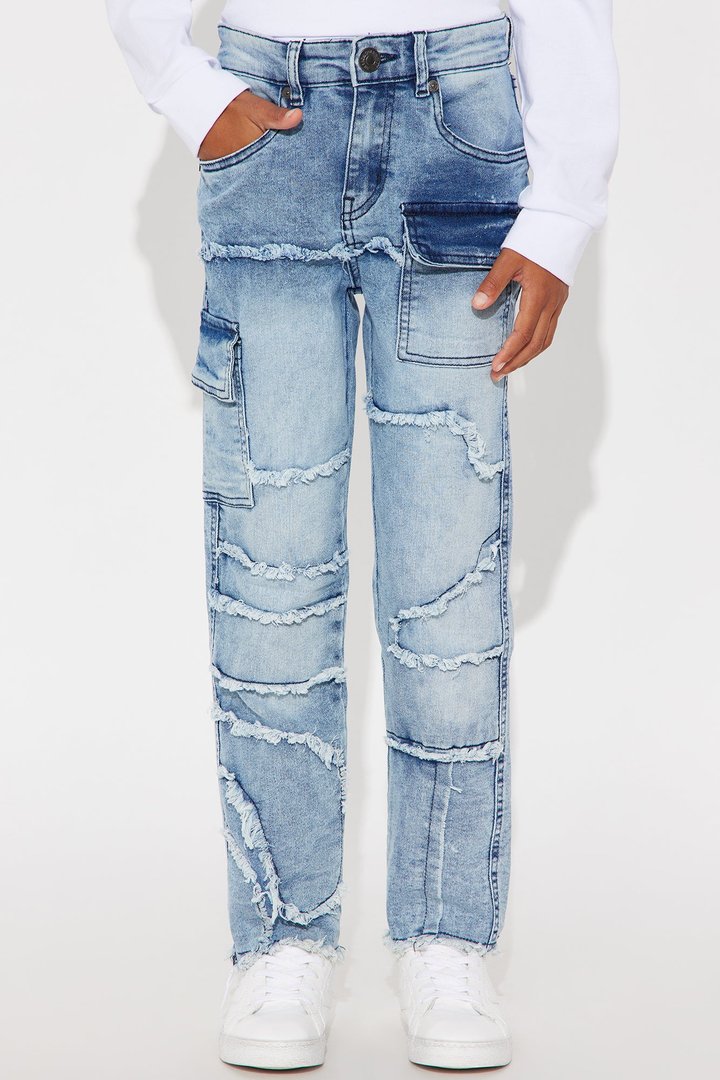 Mini Reid Multi Pocket Frayed Straight Leg Jeans - Medium Wash