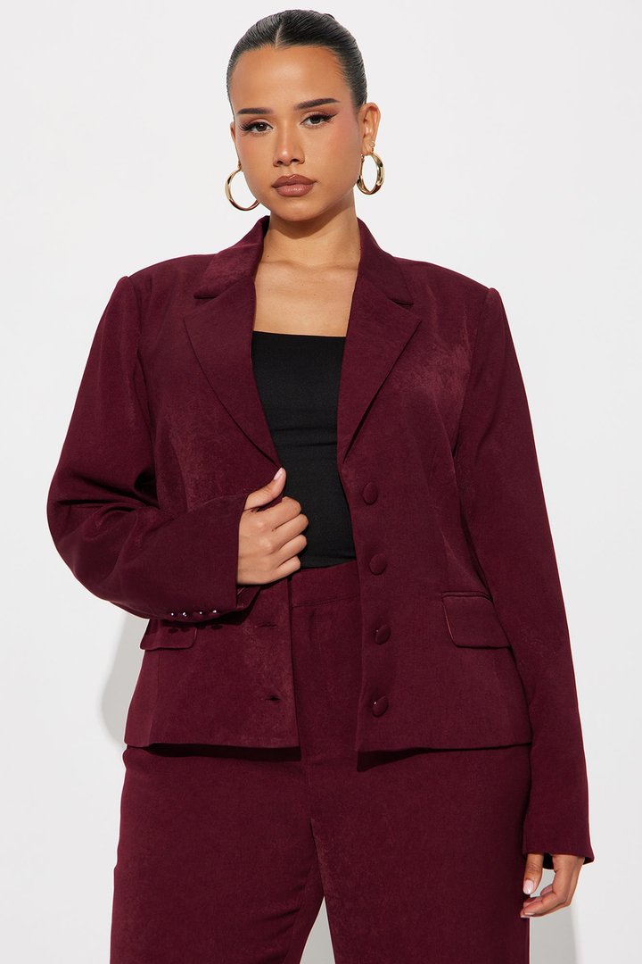 Serving Looks Crepe Blazer - Wine