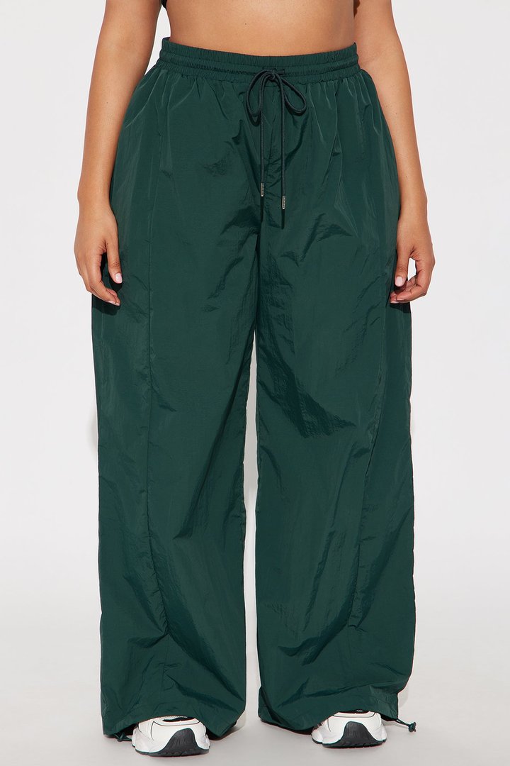 First Class Windbreaker Jogger - Hunter Green