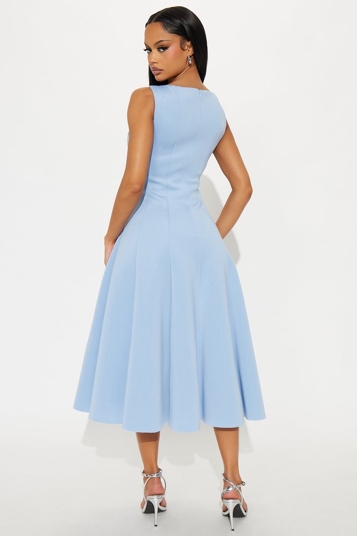 Sweet Sunday Pleated Midi Dress - Blue