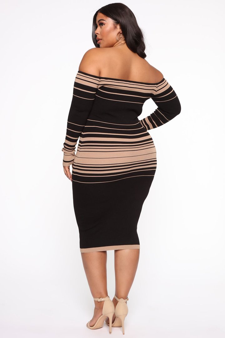 Catch Me Offline Sweater Dress - Black/Brown