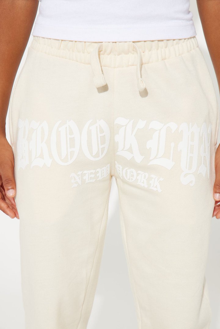Mini Brooklyn New York Fleece Jogger Pant - Sand