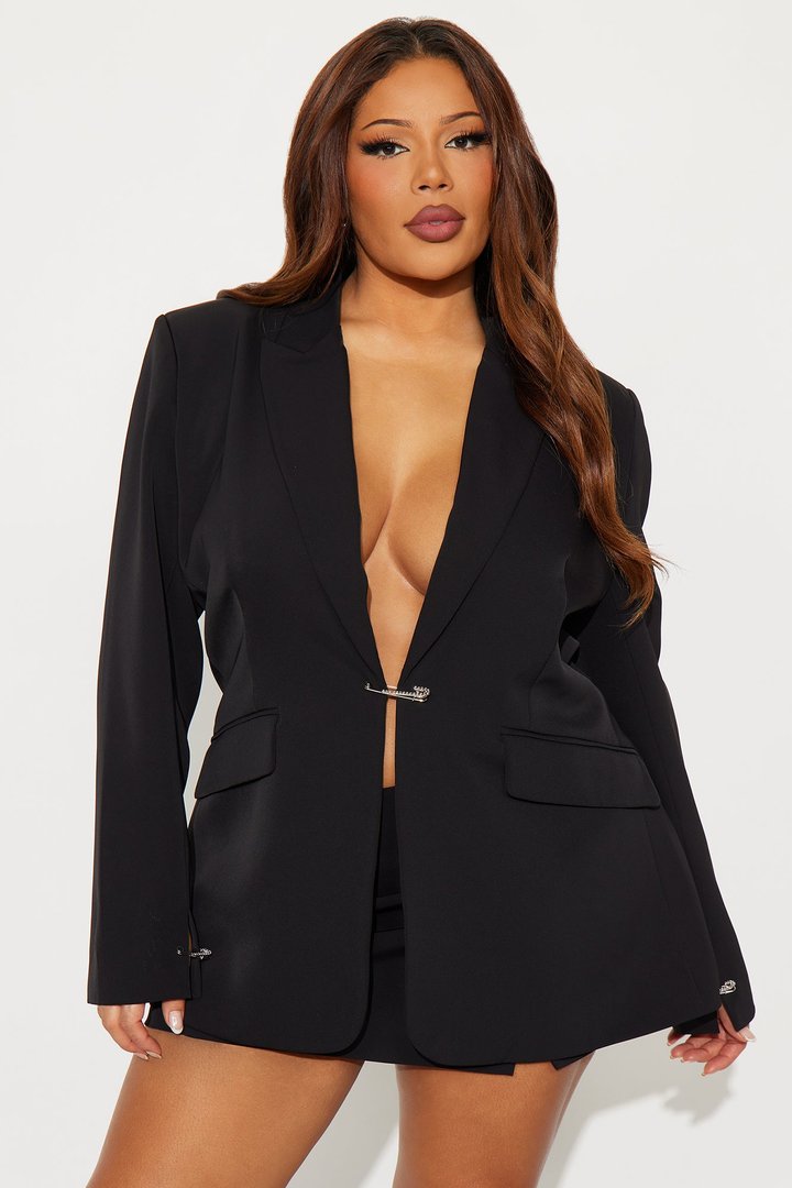 Pinned Perfection Oversized Blazer - Black