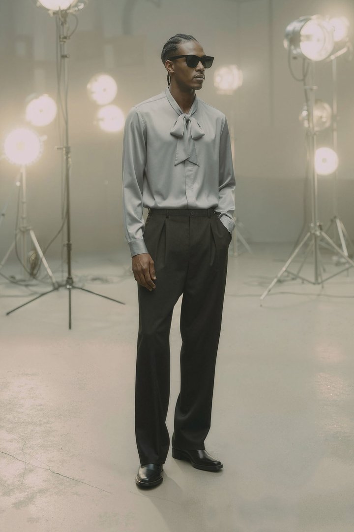 Slim Lafayette Pleated Trouser - Black