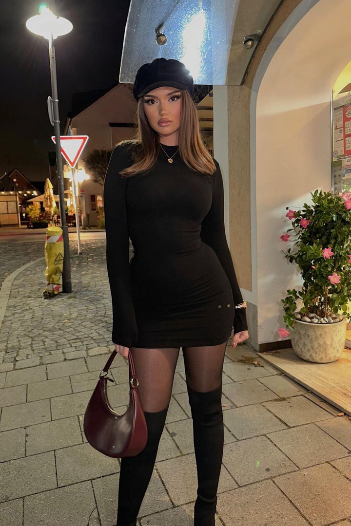 Essential Ribbed Mini Dress - Black
