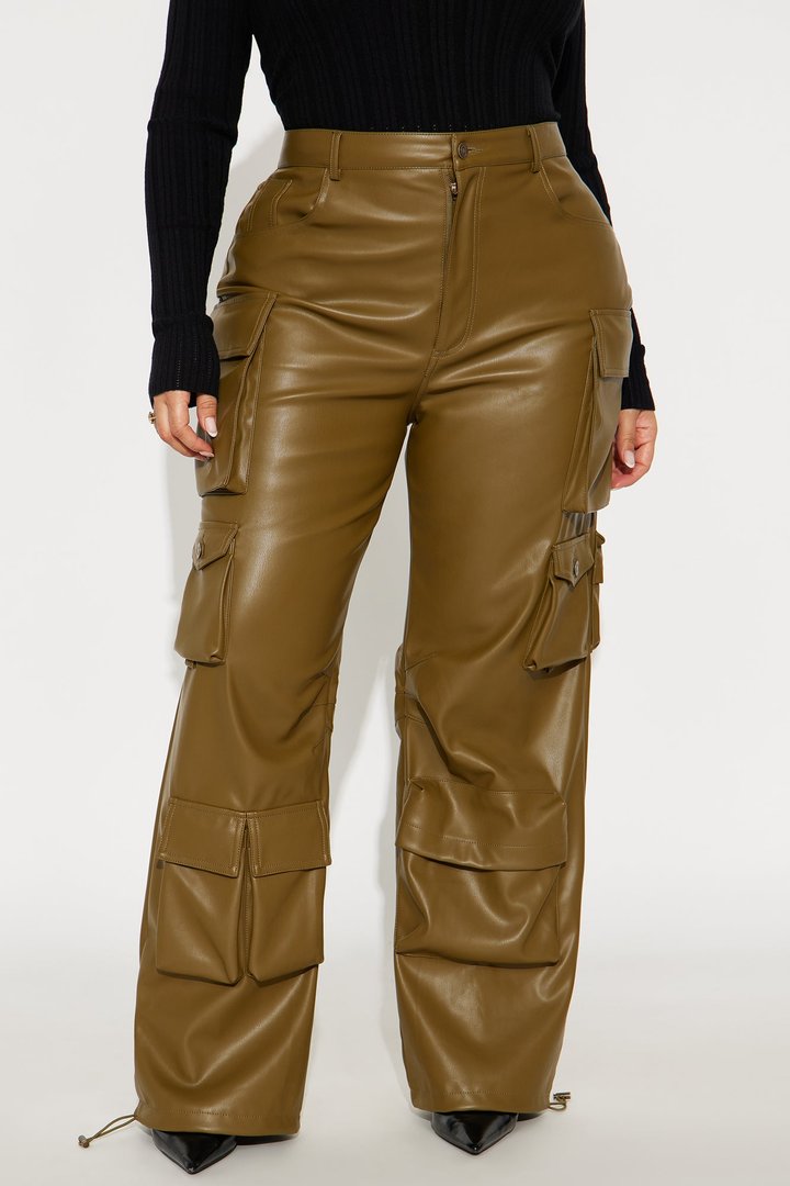 Something About You Faux Leather Cargo Pant 32 - Military Green
