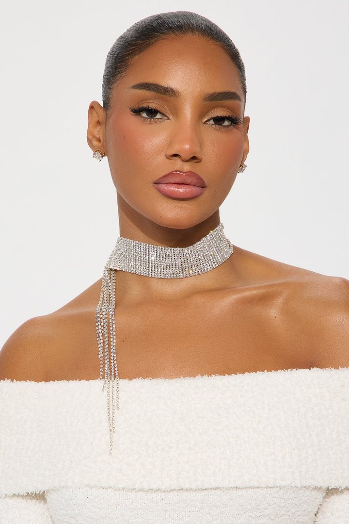 Stage Right Rhinestone Choker Necklace - Silver