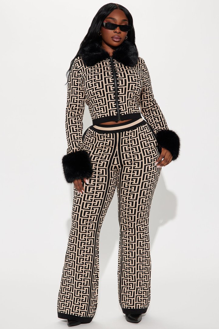 Rich Auntie Faux Fur Trim Sweater Pant Set - Taupe/combo