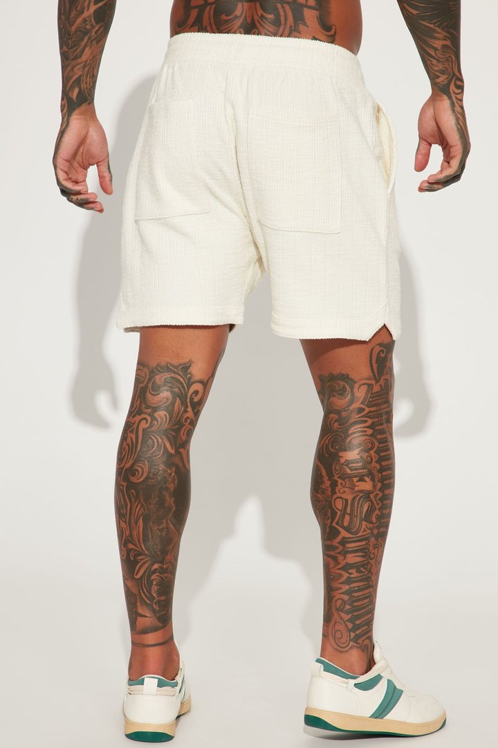 Dean Textured Short - Cream