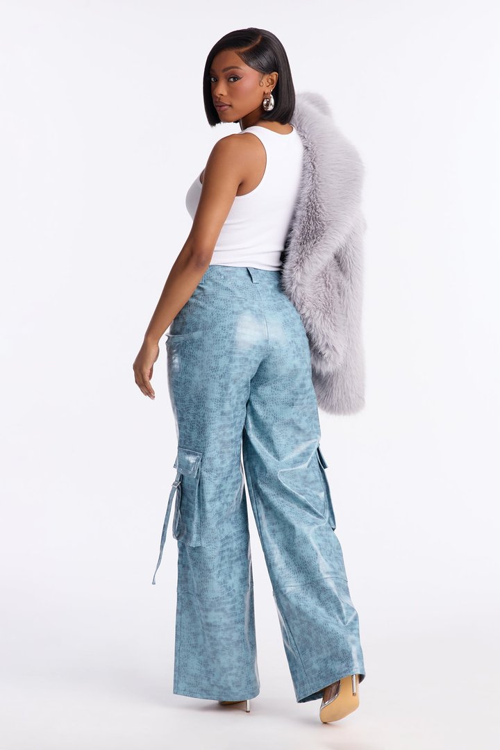 Gigi Embossed Croc Faux Leather Cargo Pant 32″ - Blue