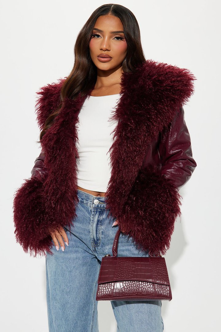 Don't Sass Me Crossbody - Burgundy