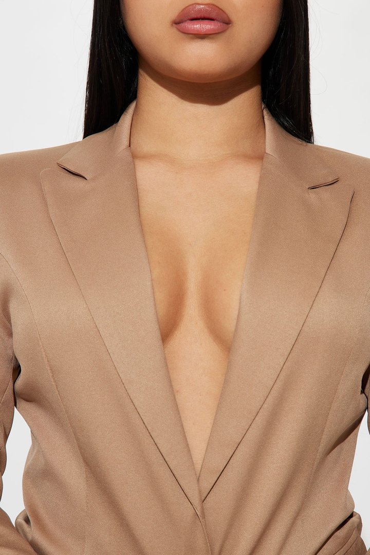 All That Lift Sticky Invisible Bra - Nude