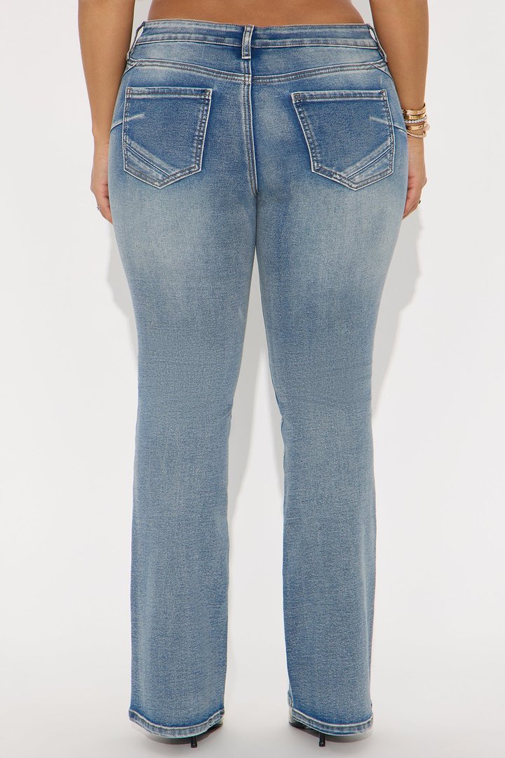 Petite Gemma Low Rise Sculpting Stretch Bootcut Jeans - Vintage Wash