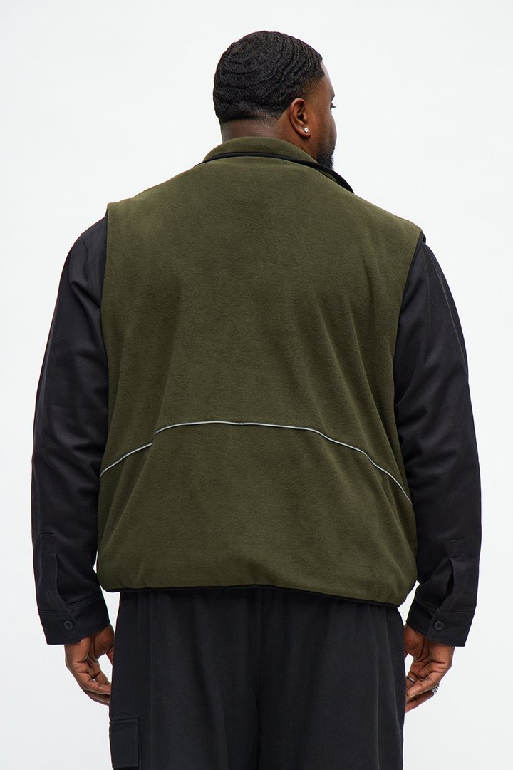 Ready To Go Contrast Trimmed Fleece Vest - Green