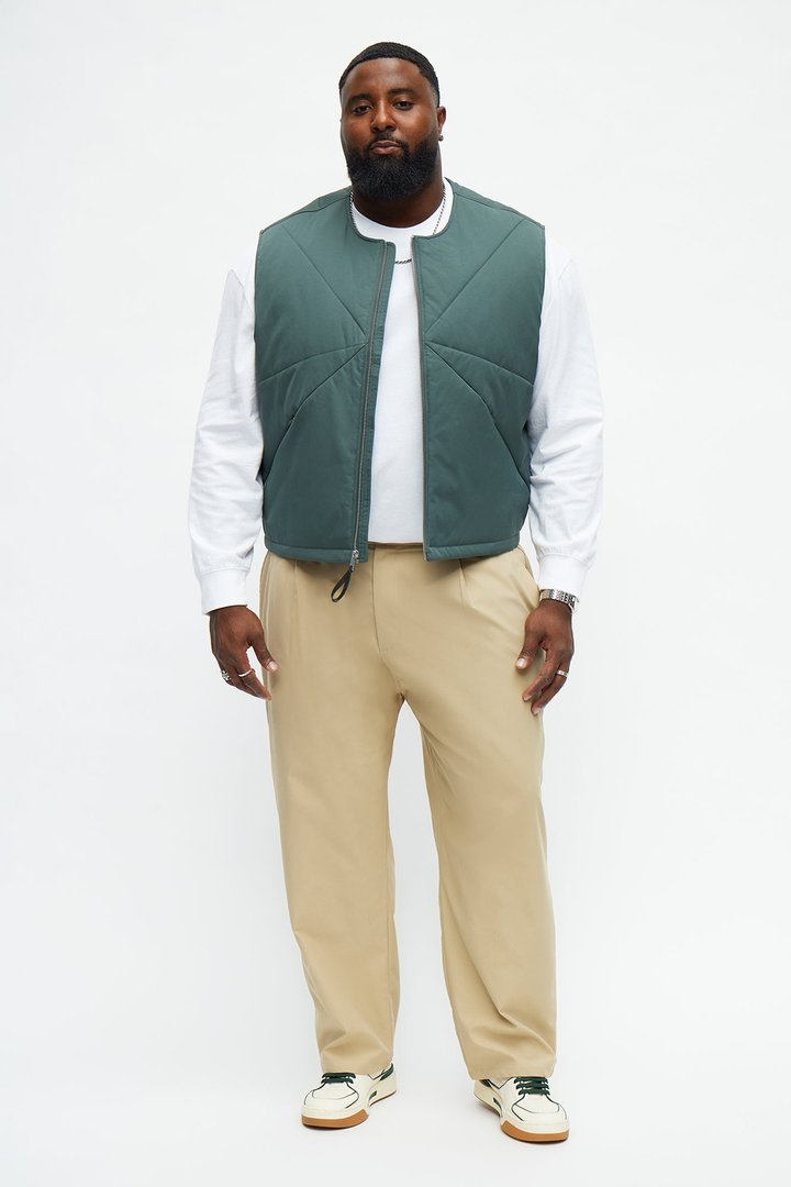 Straight Sterling Pleated Pants - Beige